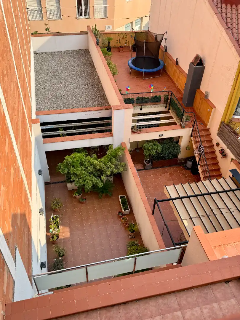 Terrassa de Casa adosada en venda en Barcelona amb Aire condicionat, Calefacció i Jardí privat