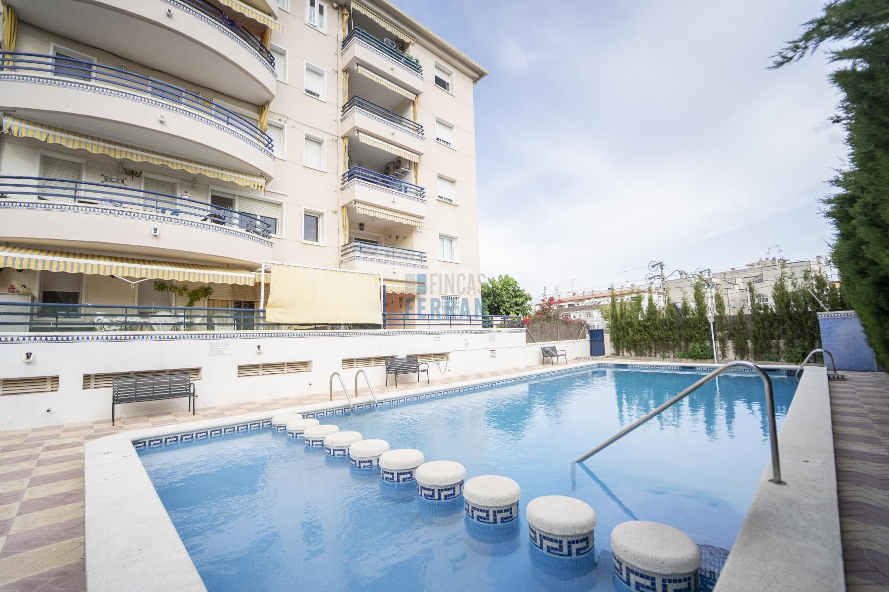Piscina de Apartament en venda en Cunit amb Aire condicionat, Calefacció i Terrassa