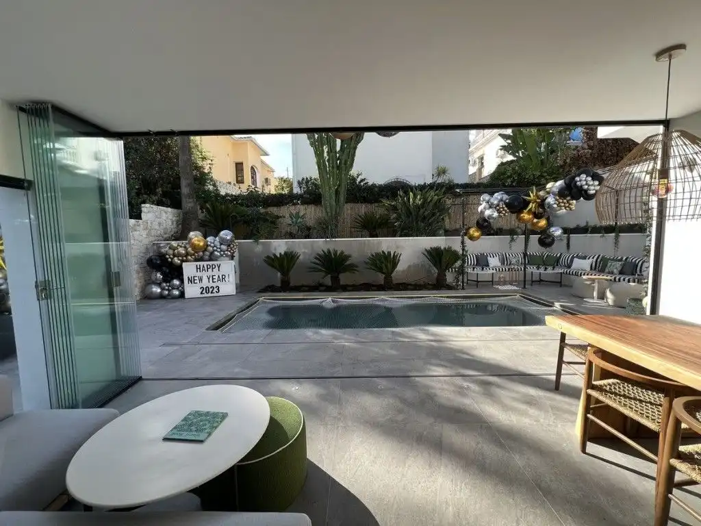 Piscina de Casa o chalet de alquiler en Marbella con Aire acondicionado, Jardín privado y Terraza