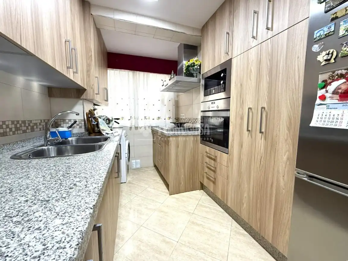Cocina de Piso en venta en Málaga con Terraza
