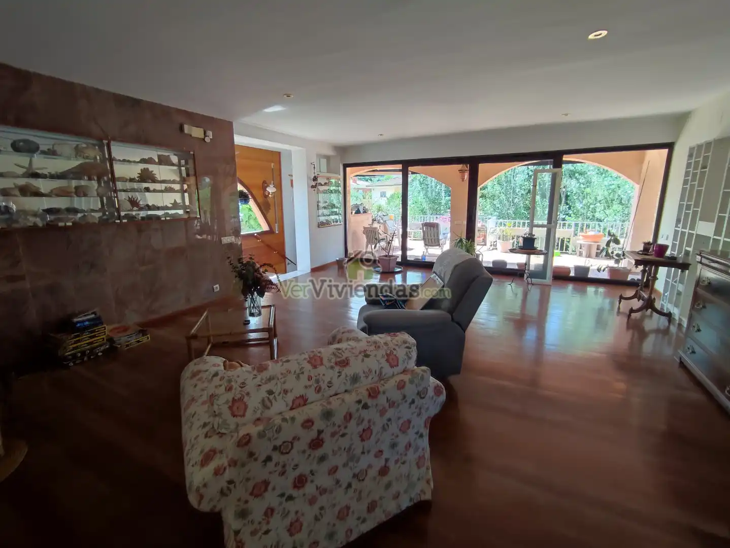 Sala de estar de Casa o chalet en venta en Esparreguera con Calefacción, Jardín privado y Parquet