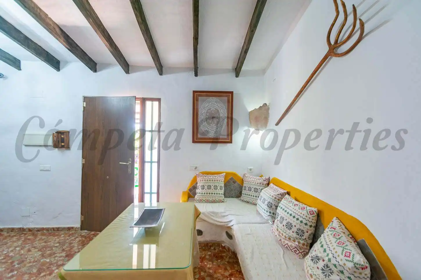 Wohnzimmer von Country house zum Verkauf in Sedella mit Klimaanlage, Privatgarten und Terrasse