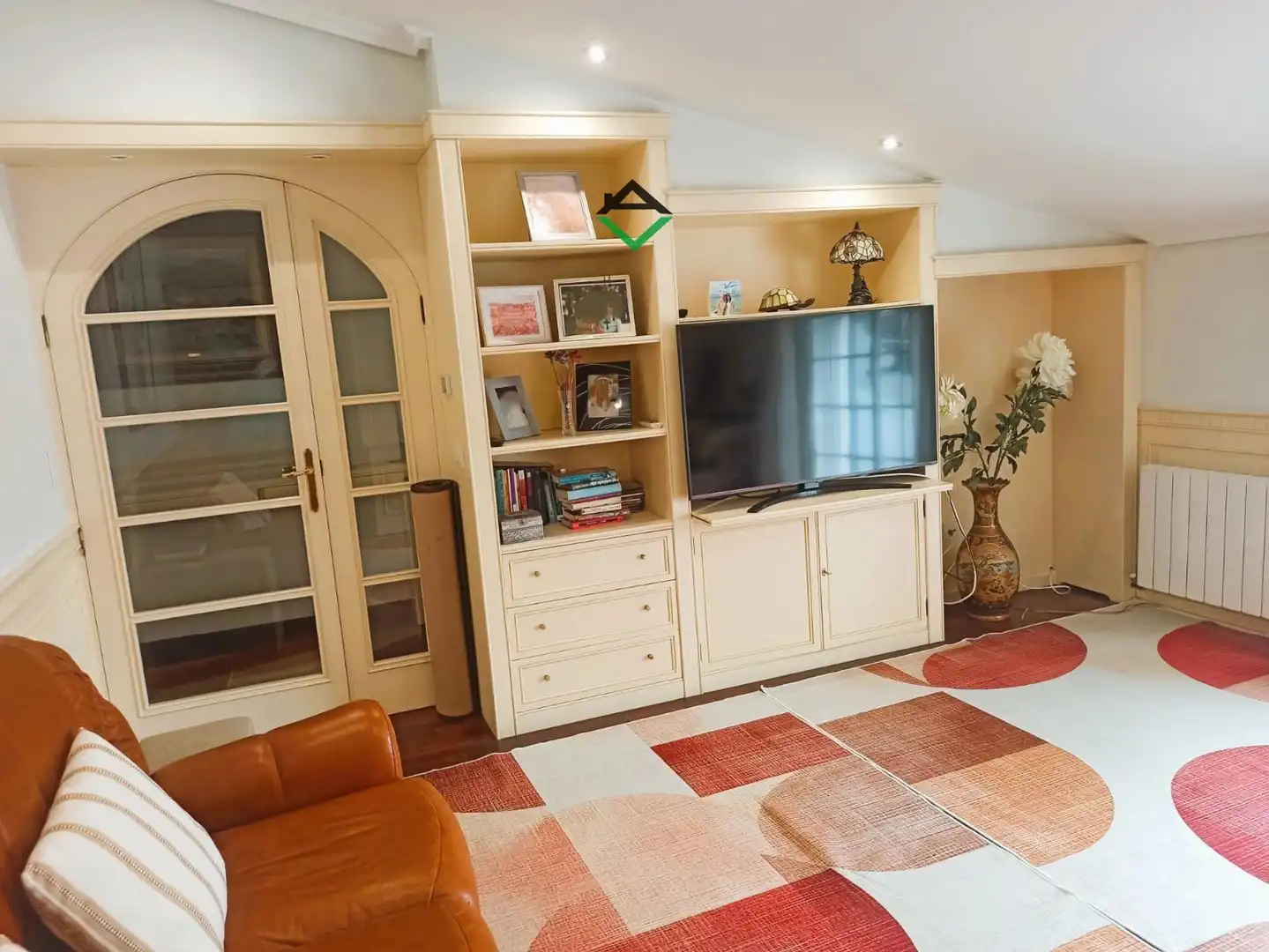 Sala de estar de Ático en venta en Cangas  con Calefacción, Terraza y Amueblado