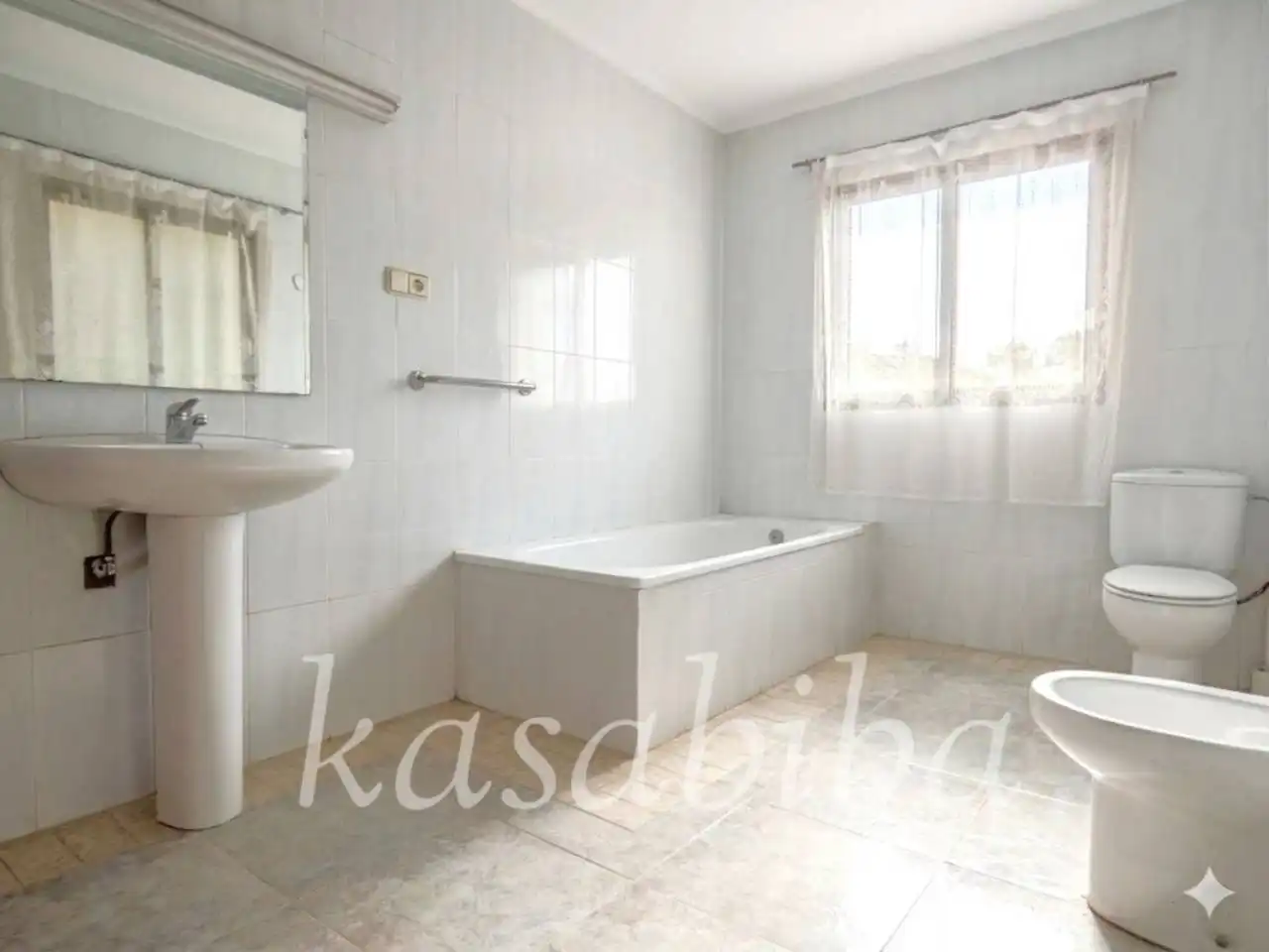Baño de Casa o chalet en venta en Náquera con Jardín privado, Terraza y Piscina