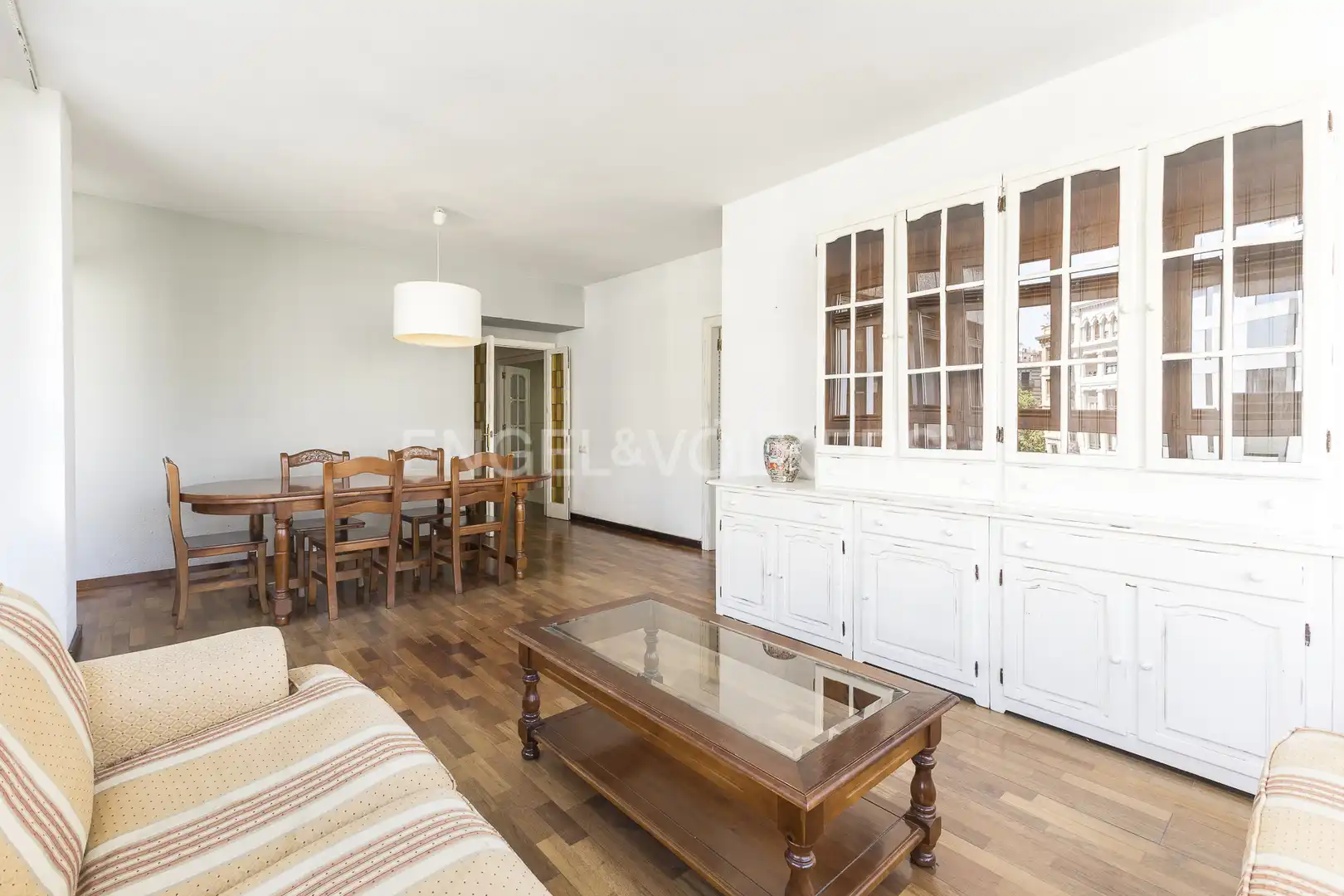 Sala de estar de Piso en venta en Barcelona con Calefacción y Parquet