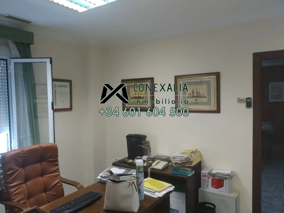 Local comercial en venda a Olvera, imagen 3