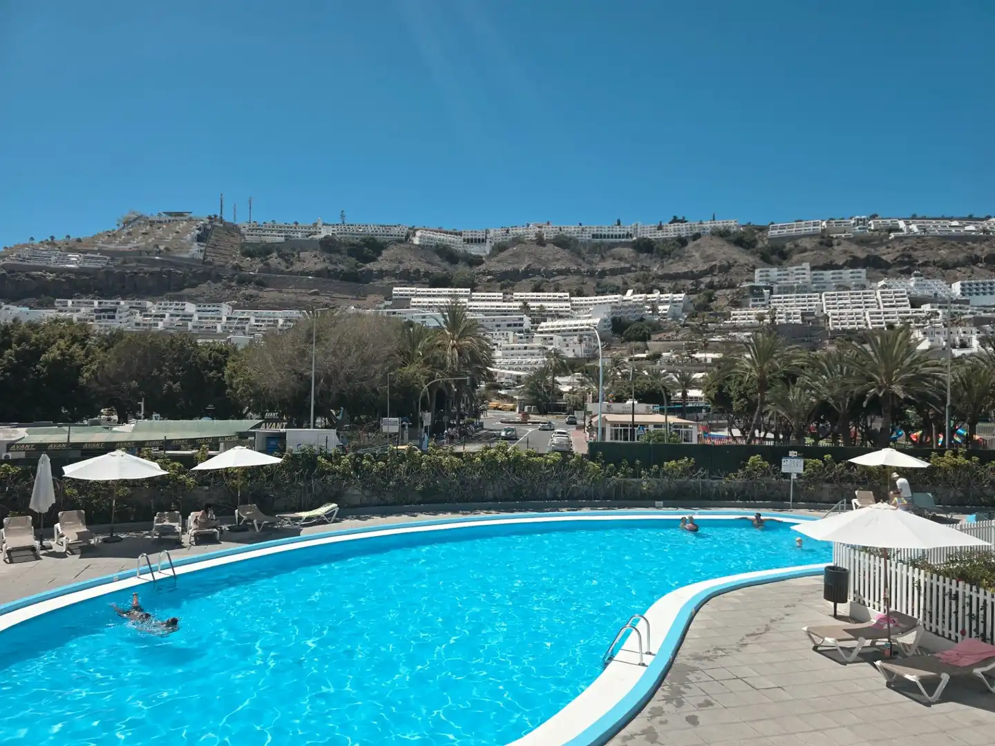 Vista exterior de Dúplex en venda en Mogán amb Terrassa, Moblat i Piscina comunitària