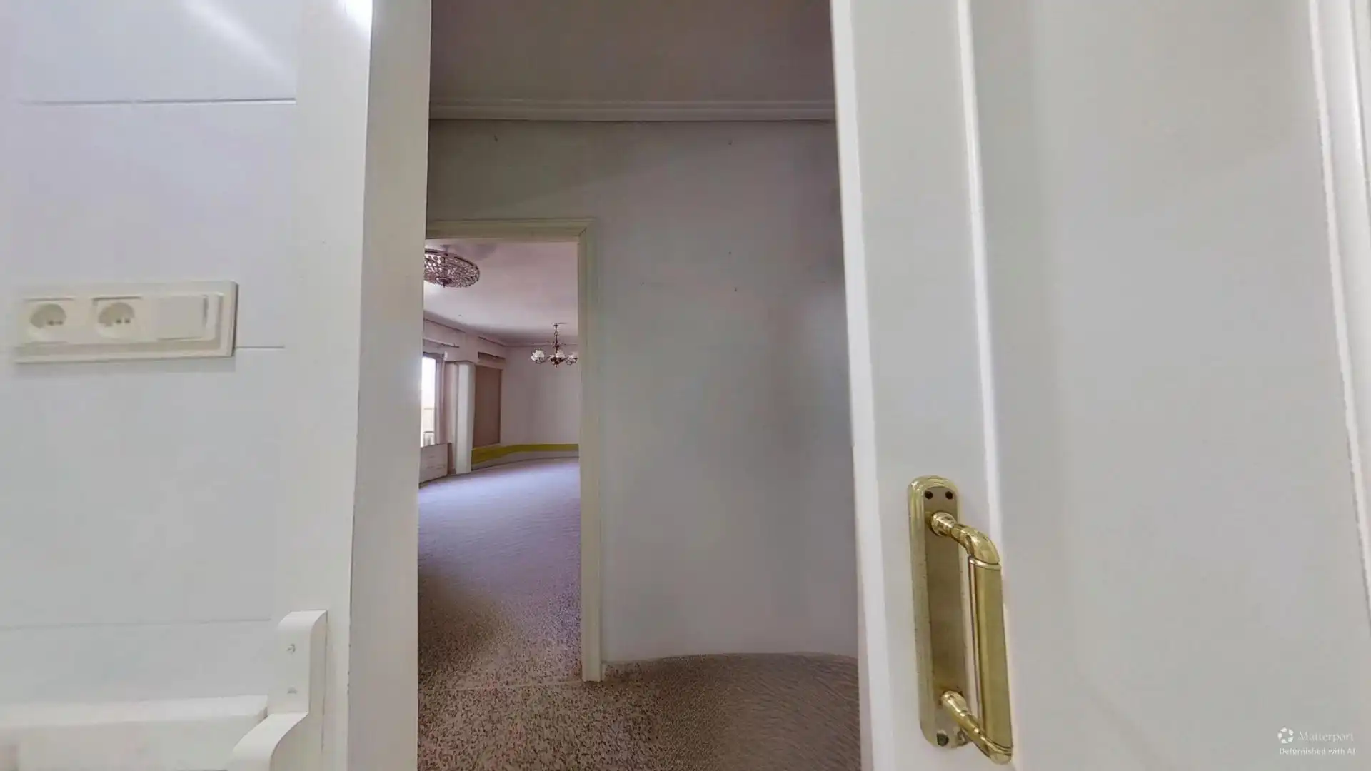 Flat for sale in Valencia  with Air Conditioner, Terrace and Storage room