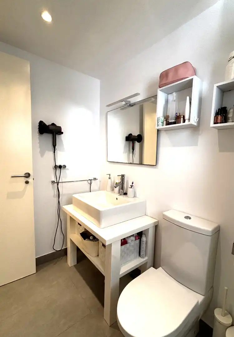 Badezimmer von Wohnung zur Miete in Sant Josep de sa Talaia mit Klimaanlage, Heizung und Privatgarten