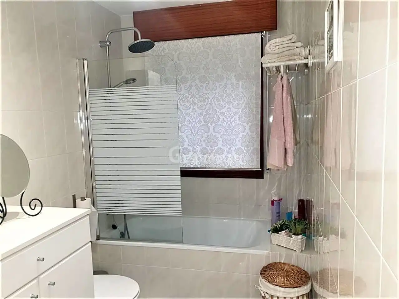 Bathroom of Attic for sale in Castro Caldelas  with Heating, Terrace and Storage room