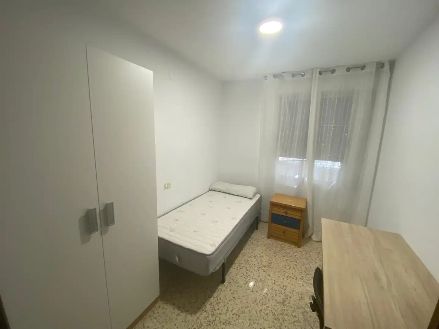 Bedroom of Flat for rent in Granada  with Terrace and Furnished