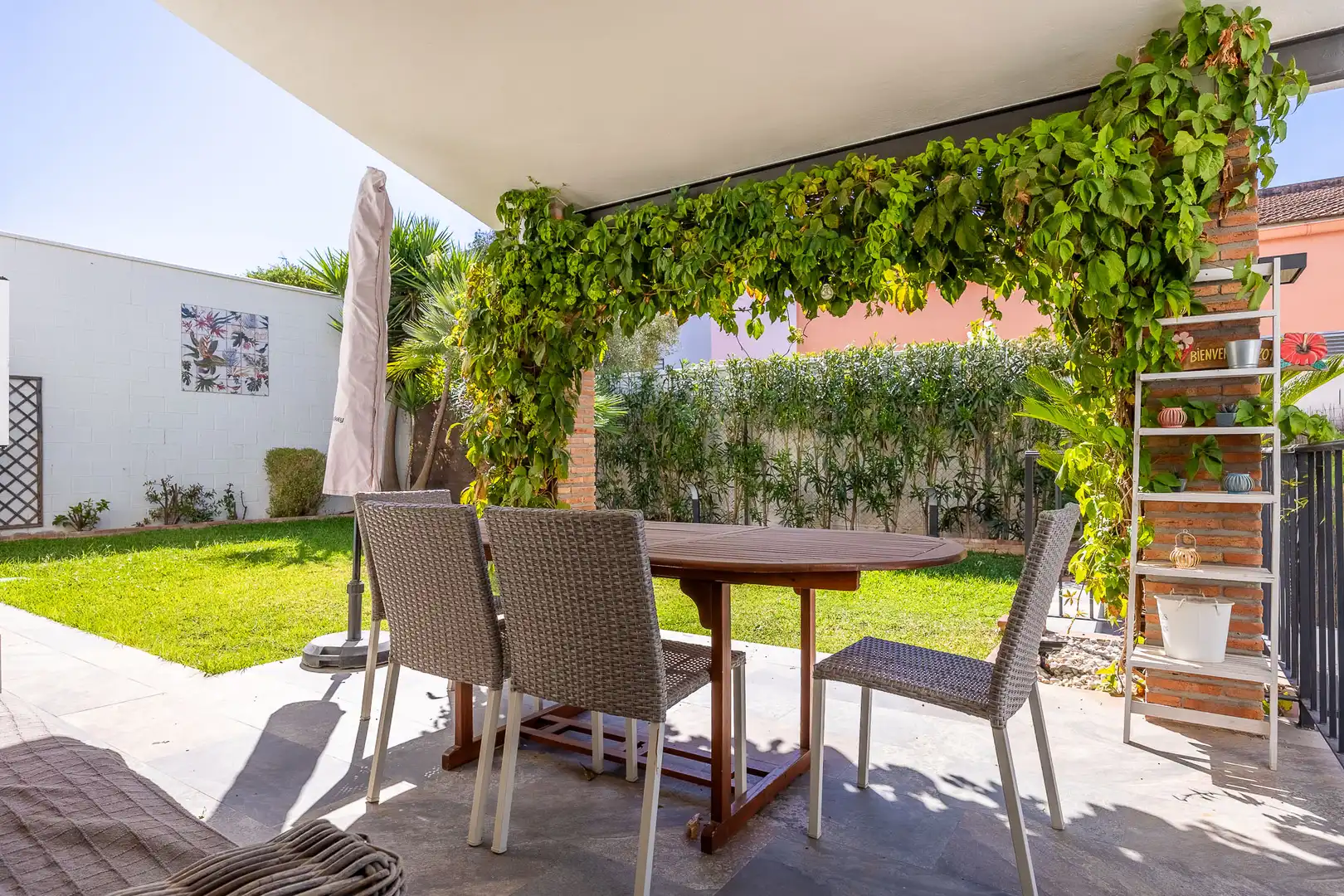 Terrace of Houses for sale in Espartinas  with Air Conditioner, Heating and Swimming Pool