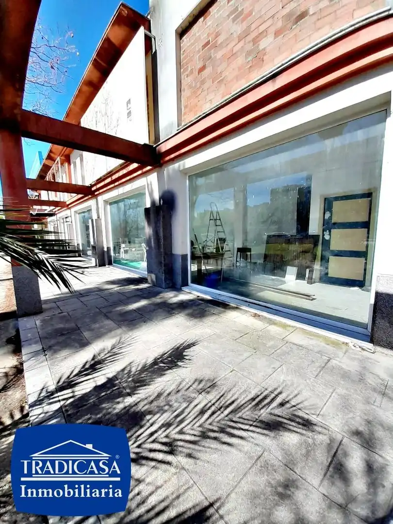Local comercial de lloguer a El Retiro - Parque Atlántico - Ronda este, imagen 2