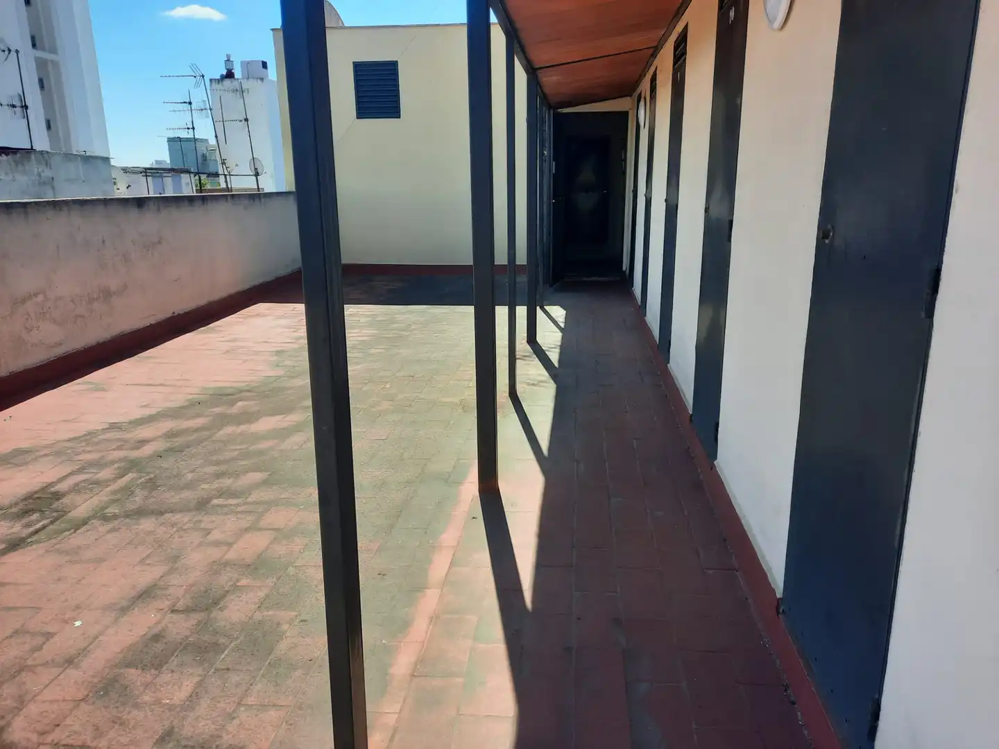 Apartament amb terrassa de lloguer a Casco Antiguo, imagen 12