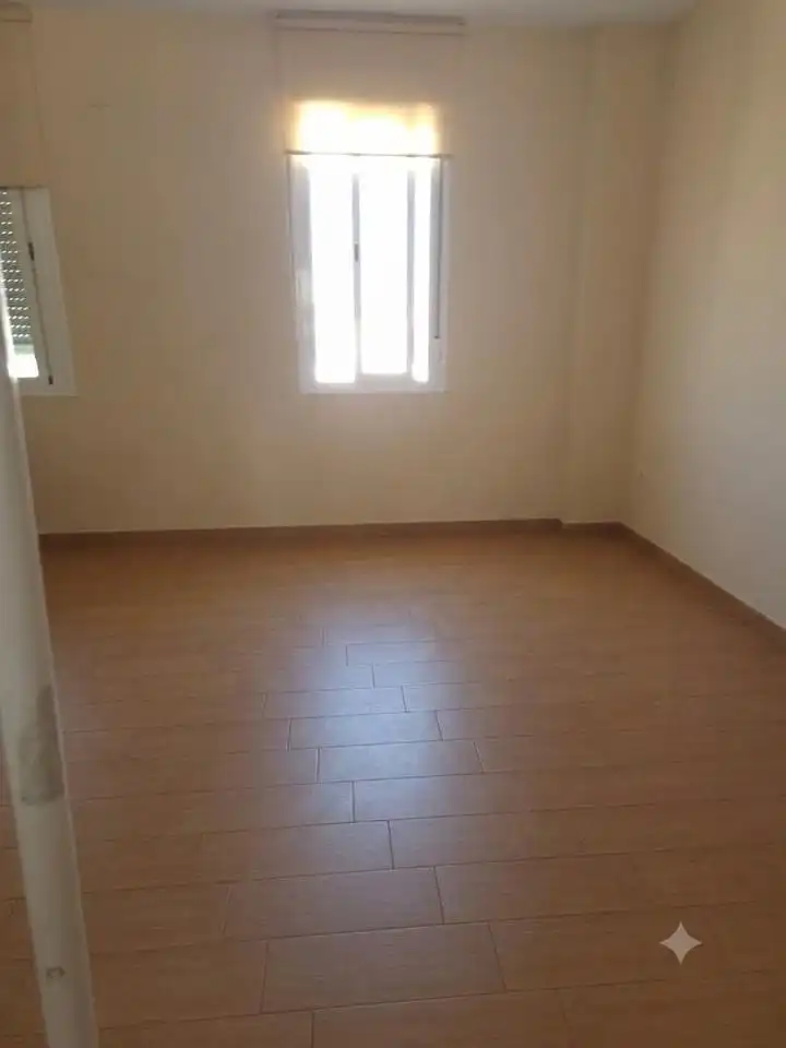 Habitación de Piso de alquiler en Lucena con Aire acondicionado, Terraza y Amueblado
