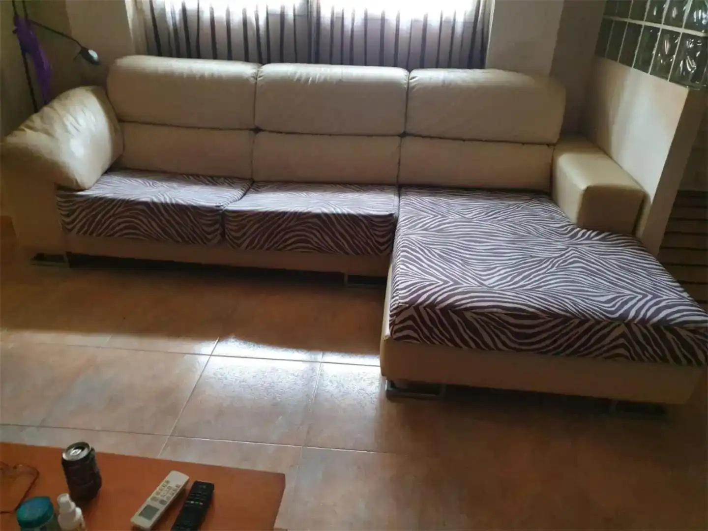Sala d'estar de Estudi en venda en Tavernes de la Valldigna amb Aire condicionat, Moblat i Forn