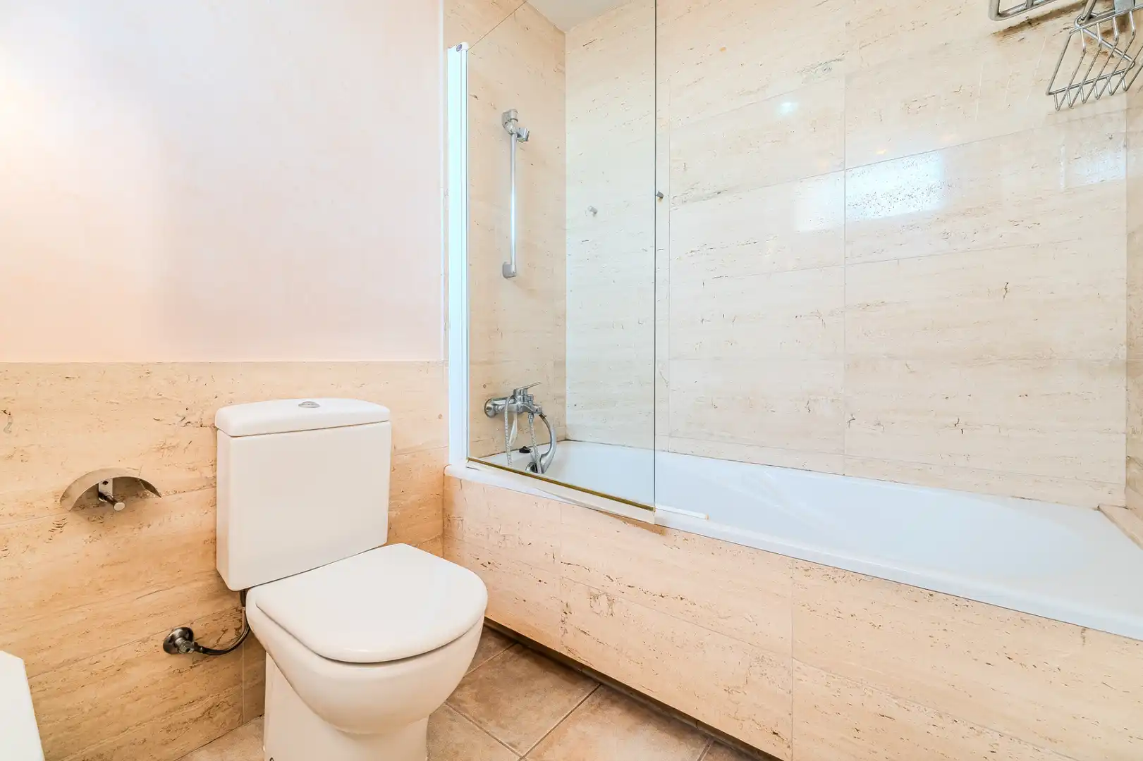 Baño de Apartamento en venta en L'Ametlla de Mar  con Aire acondicionado, Terraza y Amueblado