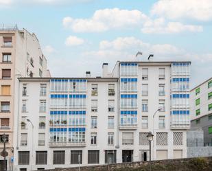 Vista exterior de Local en venda en Bilbao 