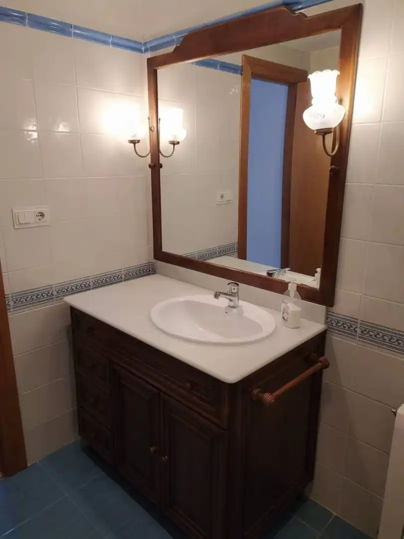 Baño de Piso de alquiler en Valencia con Aire acondicionado, Calefacción y Trastero