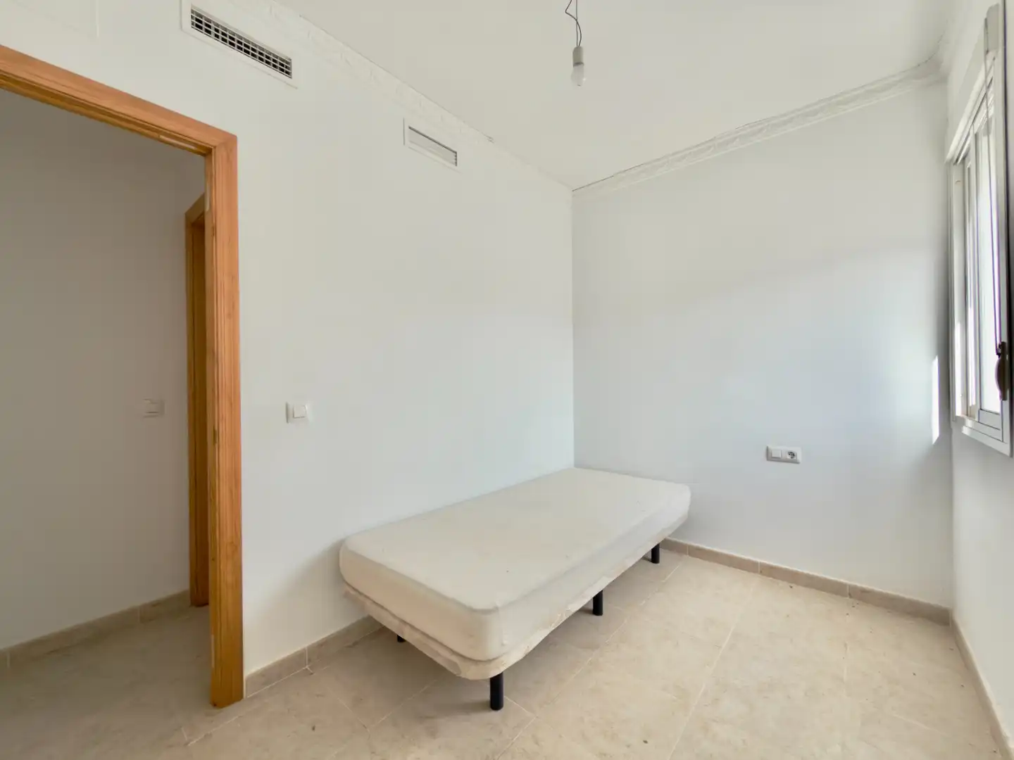 Habitación de Dúplex en venta en Villamartín con Aire acondicionado, Terraza y Balcón