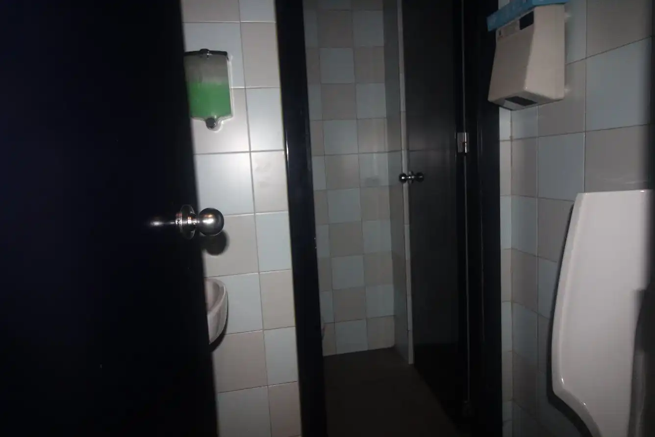 Baño de Local de alquiler en Vigo  con Aire acondicionado