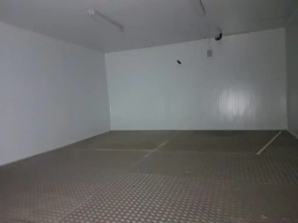 Nave industrial en venta en Cala
