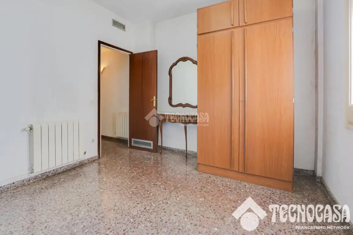 Piso en venta en Carrer del Consell de Cent, Hostafrancs