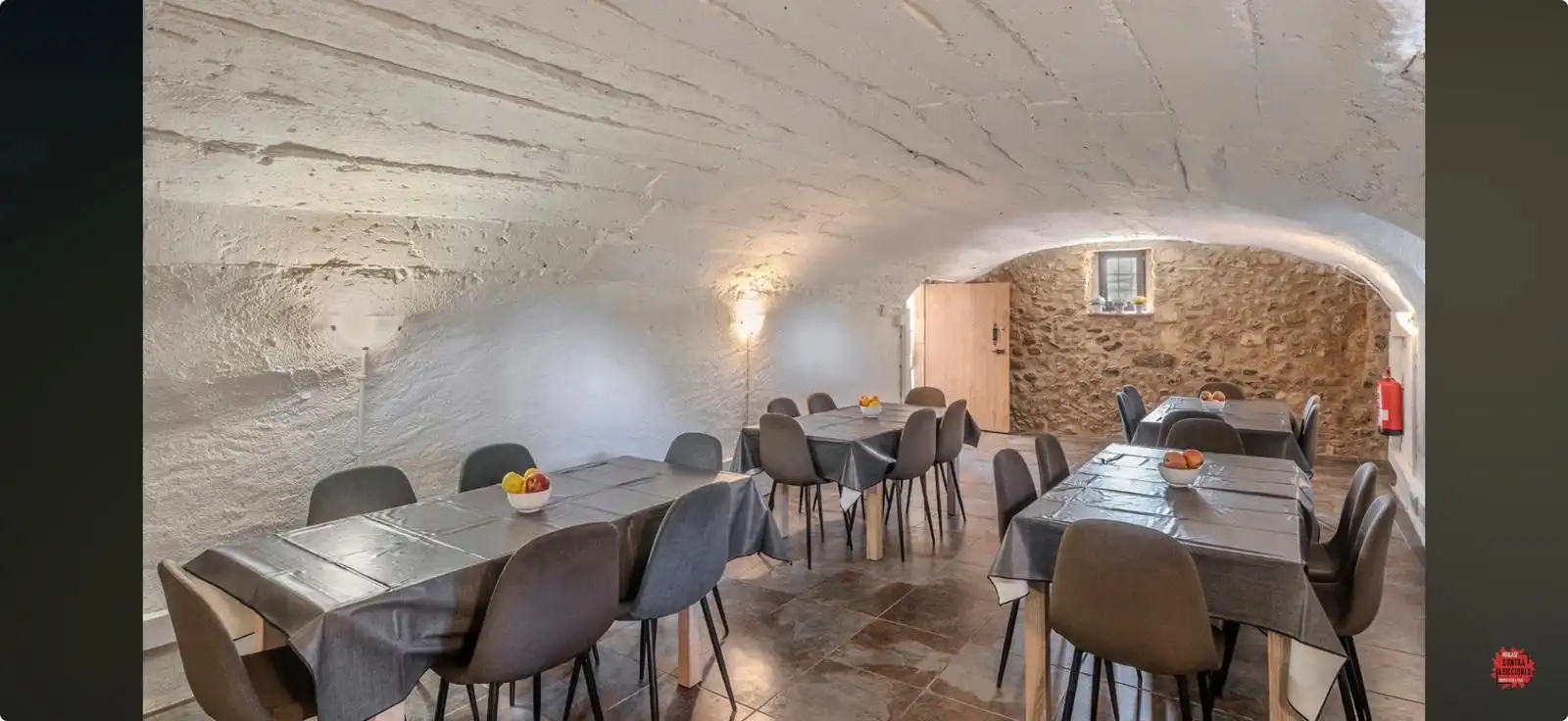 Finca rústica de alquiler en Navata con Aire acondicionado, Calefacción y Jardín privado