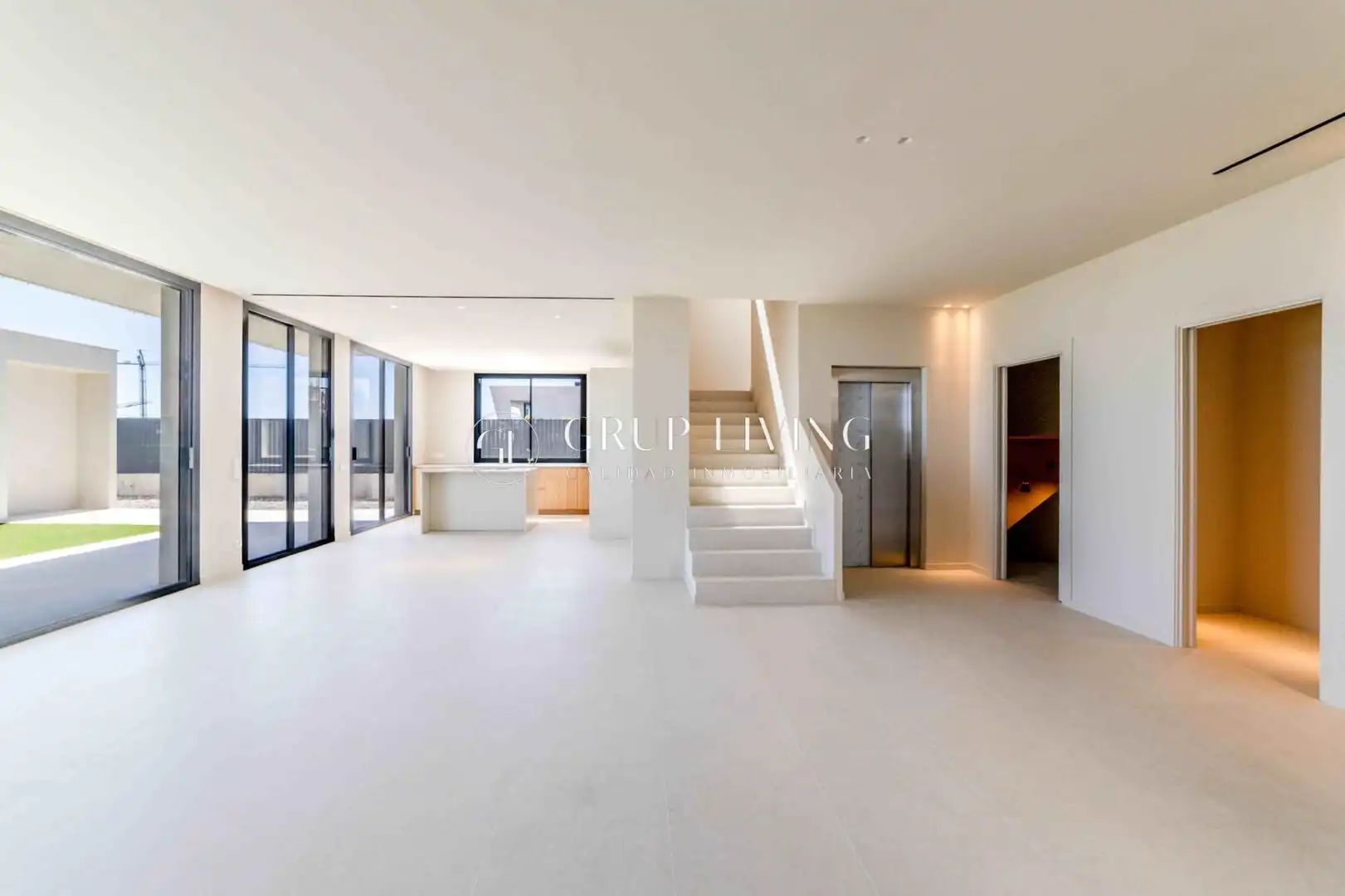 Sala de estar de Casa o chalet en venta en Sitges con Aire acondicionado, Calefacción y Jardín privado