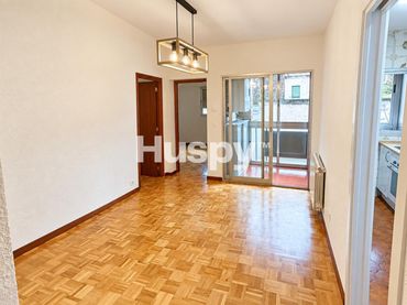 Flat with balcony for sale in Calle de Carracedo