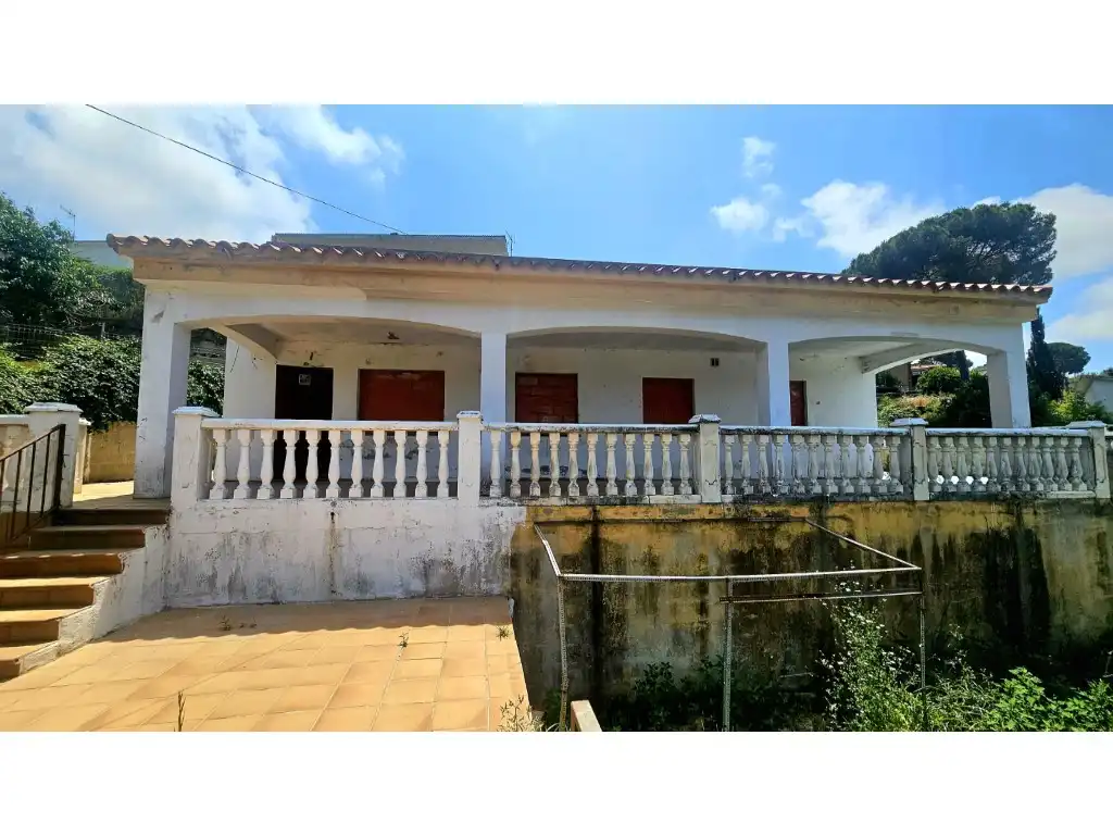 Houses for sale in Paseo Gran Circumval.Lacio (Mas, Mas Mora - Sant Daniel