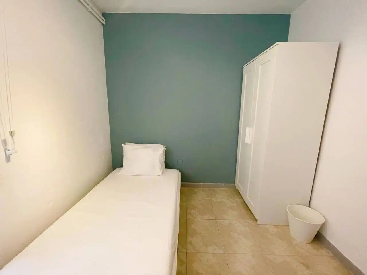 Habitación de Piso de alquiler en Cerdanyola del Vallès con Calefacción y Amueblado