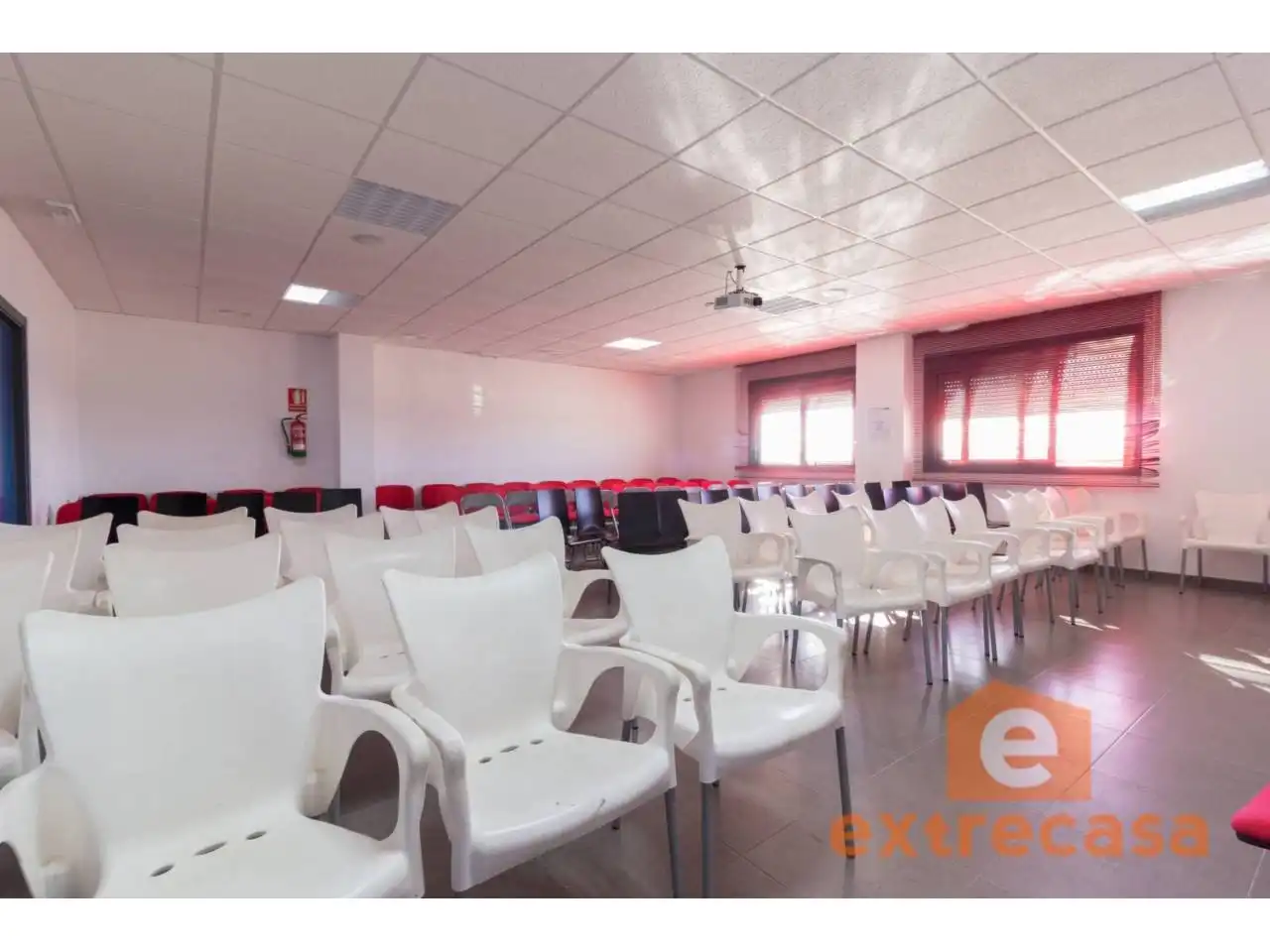Business premises for sale in Talavera la Real, imagen 7