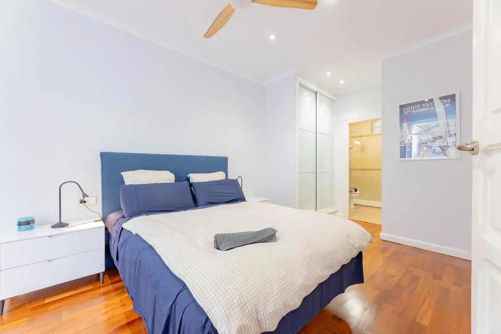 Habitación de Piso de alquiler en Valencia con Aire acondicionado, Calefacción y Amueblado