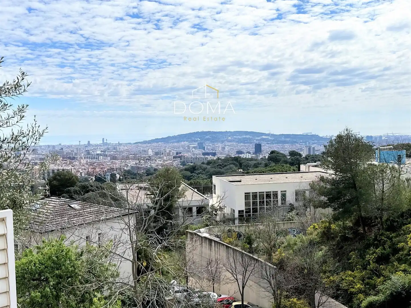 Vista exterior de Casa o chalet en venta en Barcelona con Aire acondicionado, Calefacción y Jardín privado