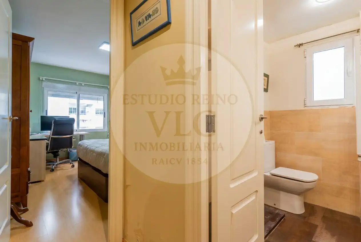 Dormitori de Apartament en venda en Valencia amb Aire condicionat, Calefacció i Parquet