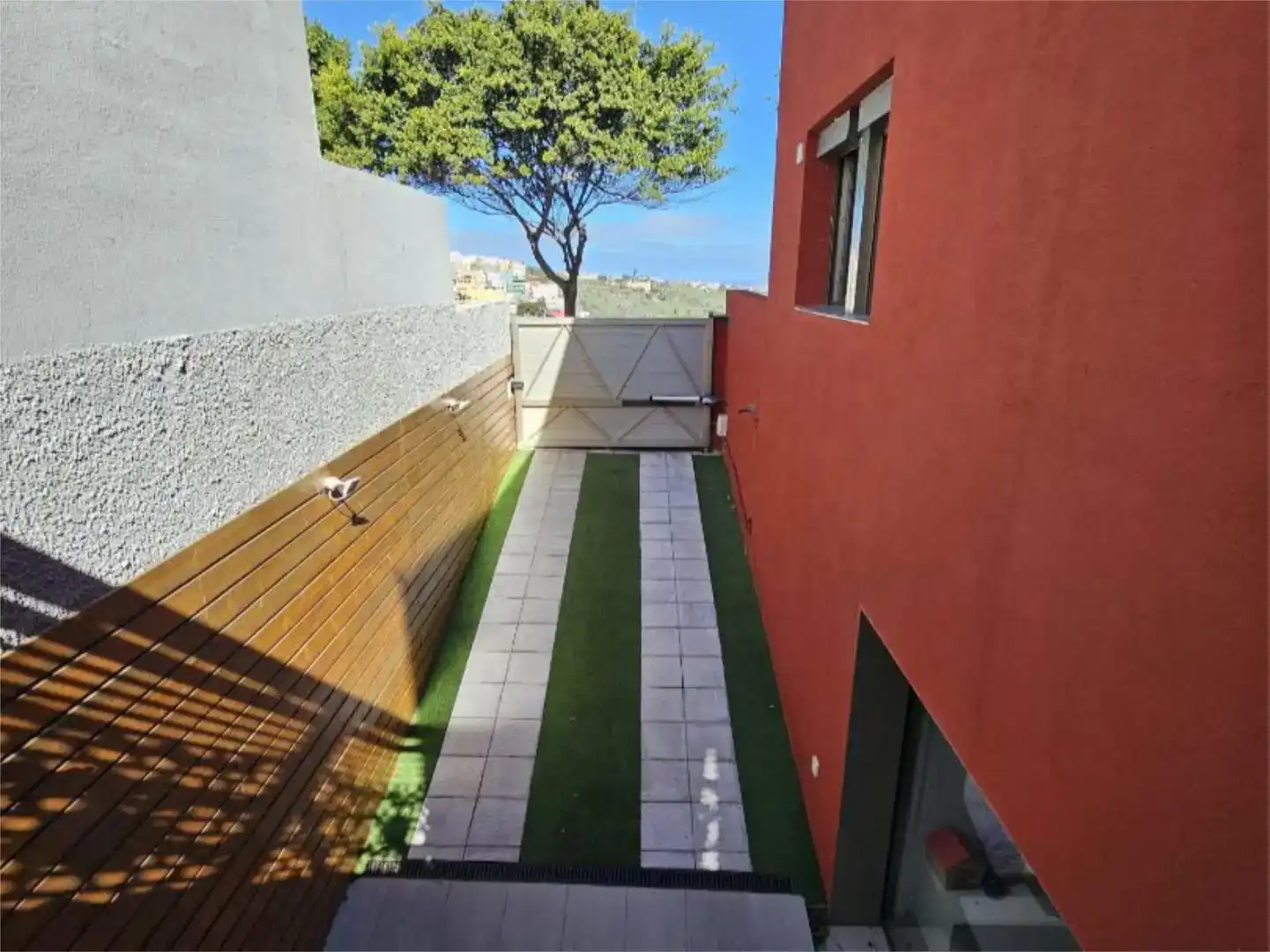 Terrassa de Casa adosada en venda en Las Palmas de Gran Canaria amb Jardí privat, Piscina i Balcó