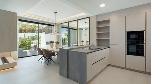 Foto 3 de Casa adosada en venda a Divina Pastora, Marbella