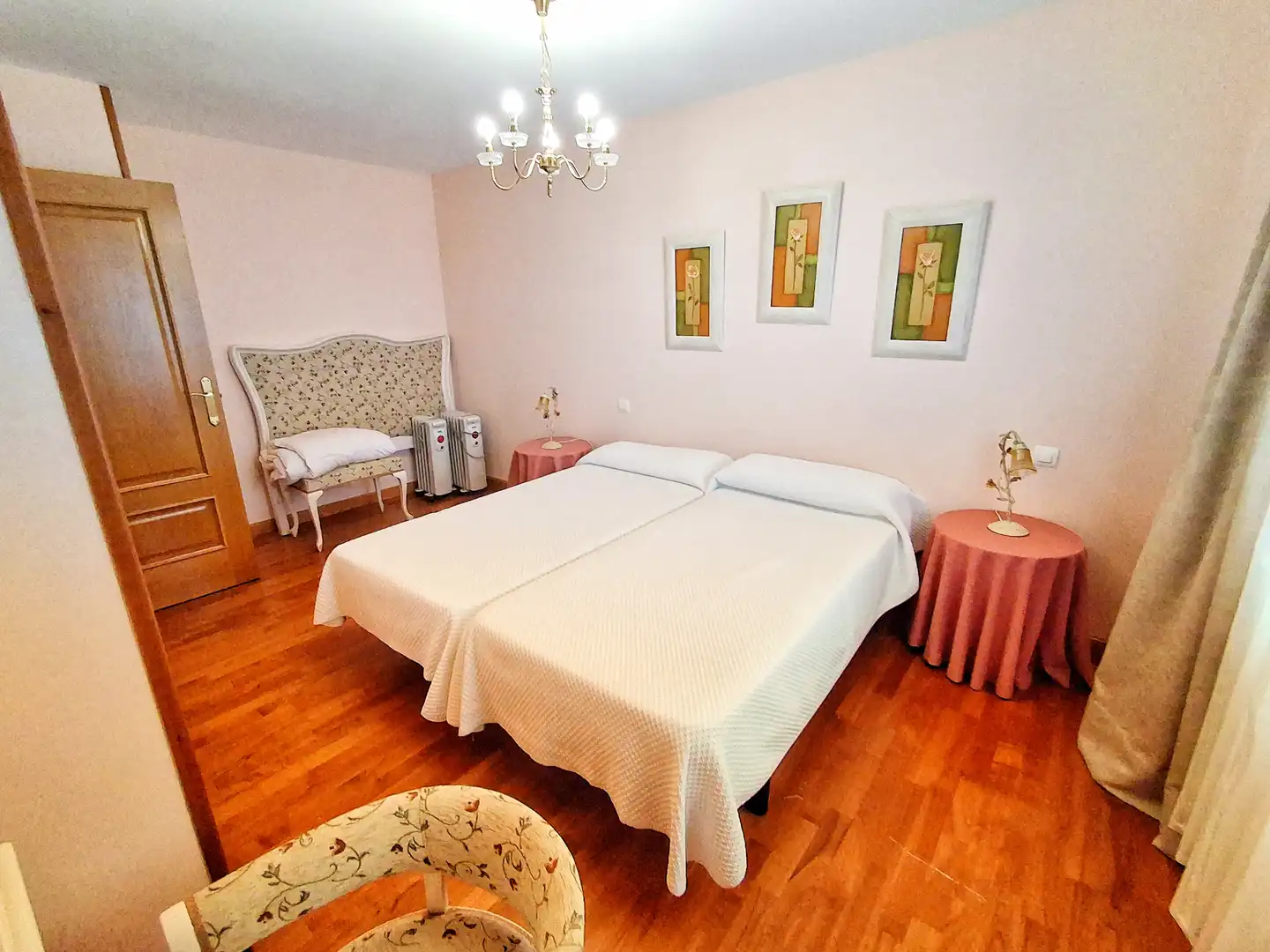 Habitación de Edificio en venta en Vadocondes con Alarma y Piscina comunitaria