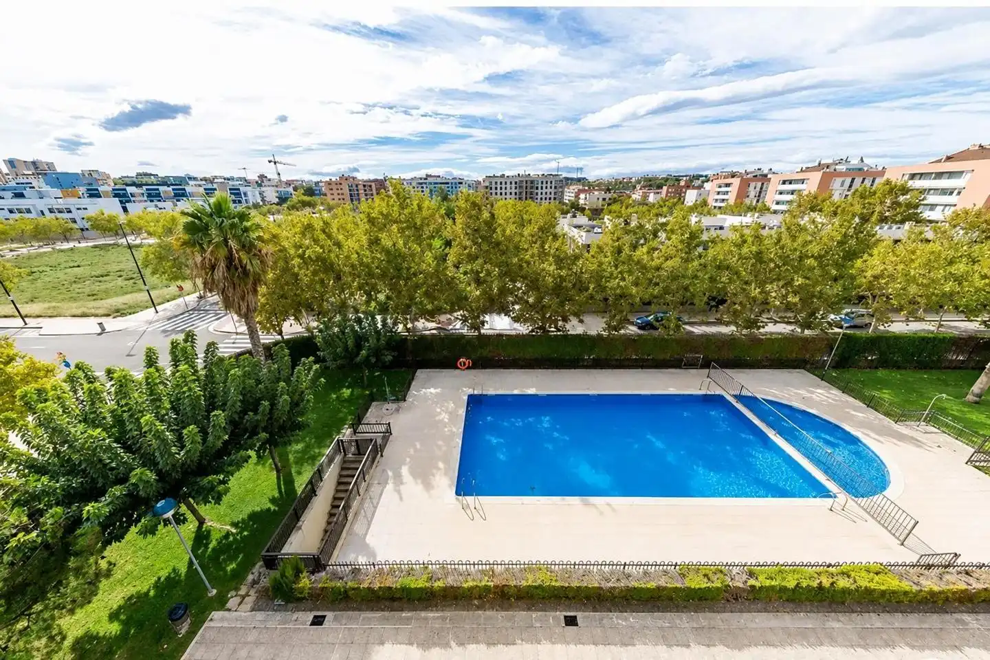 Piscina de Ático en venta en Zaragoza con Aire acondicionado, Calefacción y Parquet
