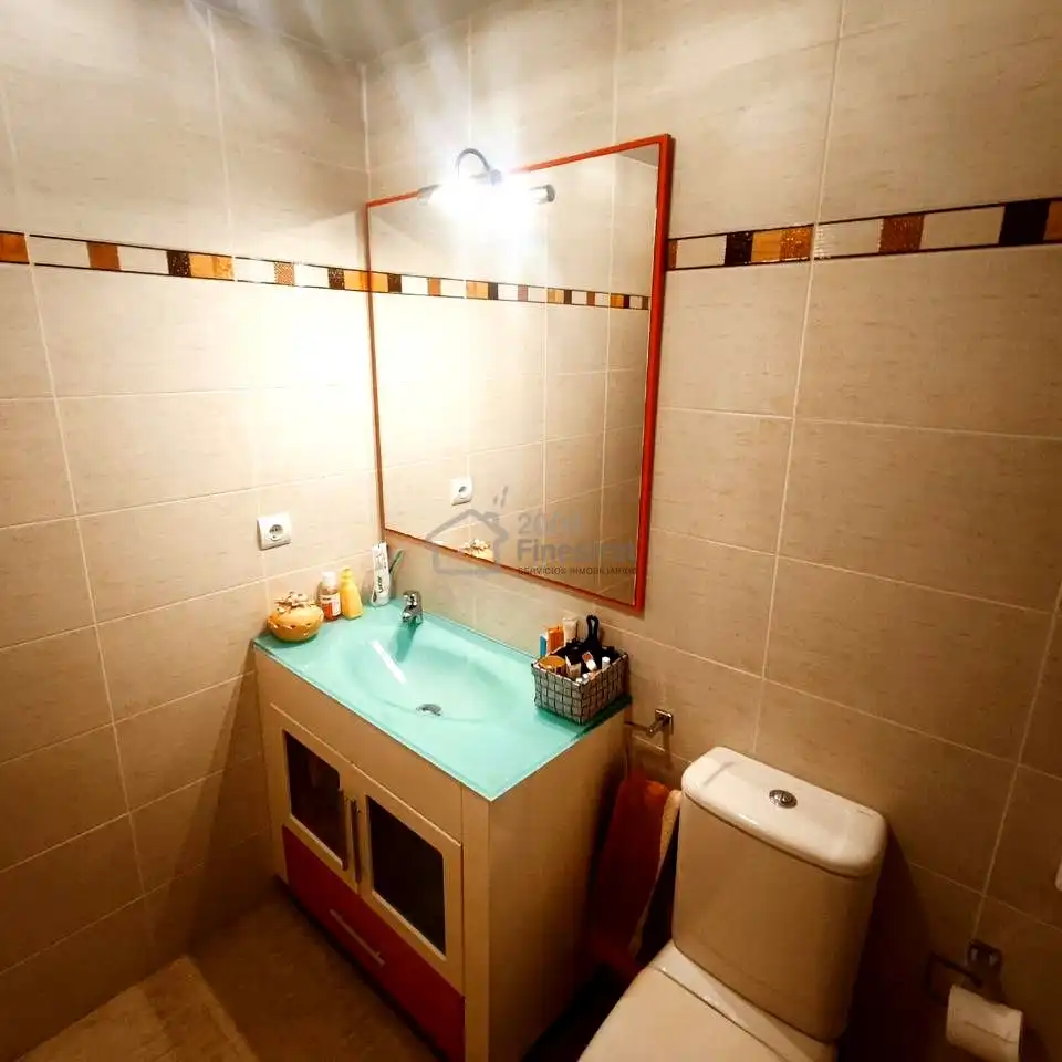 Badezimmer von Wohnung zum Verkauf in Villajoyosa / La Vila Joiosa mit Klimaanlage, Terrasse und Abstellraum
