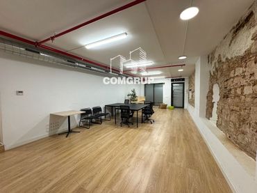 Local comercial de lloguer a Ciutat Vella