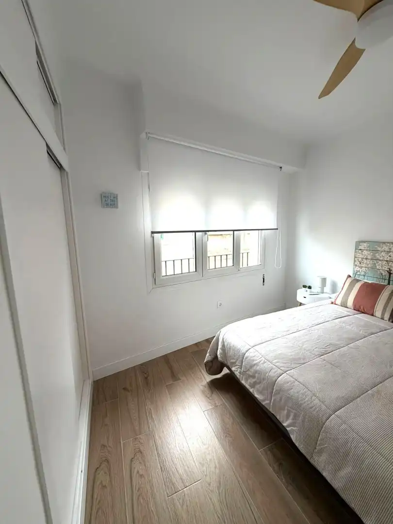 Schlafzimmer von Wohnung zur Miete in Alicante / Alacant