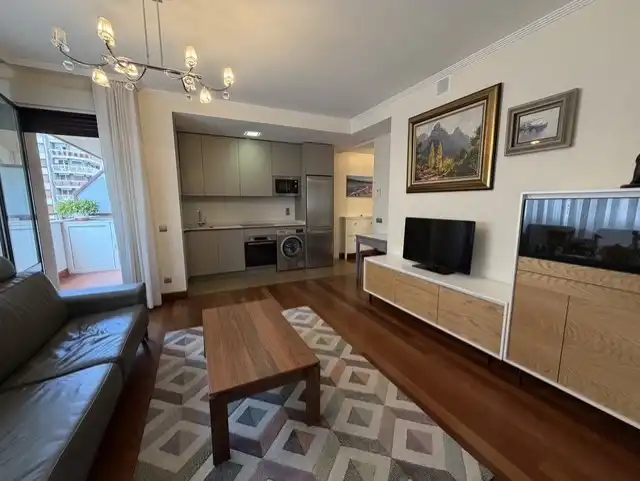 Sala d'estar de Apartament en venda en Santurtzi  amb Calefacció, Terrassa i Moblat