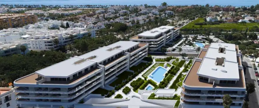 Vista exterior de Pis en venda en Marbella amb Aire condicionat, Calefacció i Terrassa