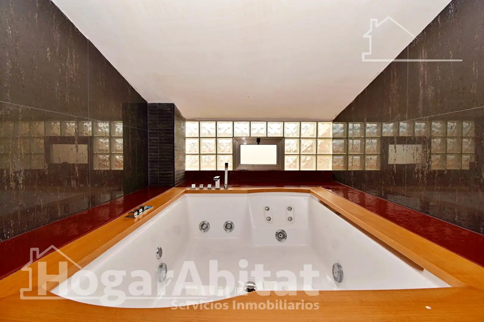 Baño de Ático en venta en La Pobla del Duc con Aire acondicionado, Calefacción y Terraza