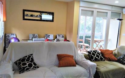 Sala d'estar de Pis en venda en San Lorenzo de El Escorial amb Aire condicionat i Terrassa