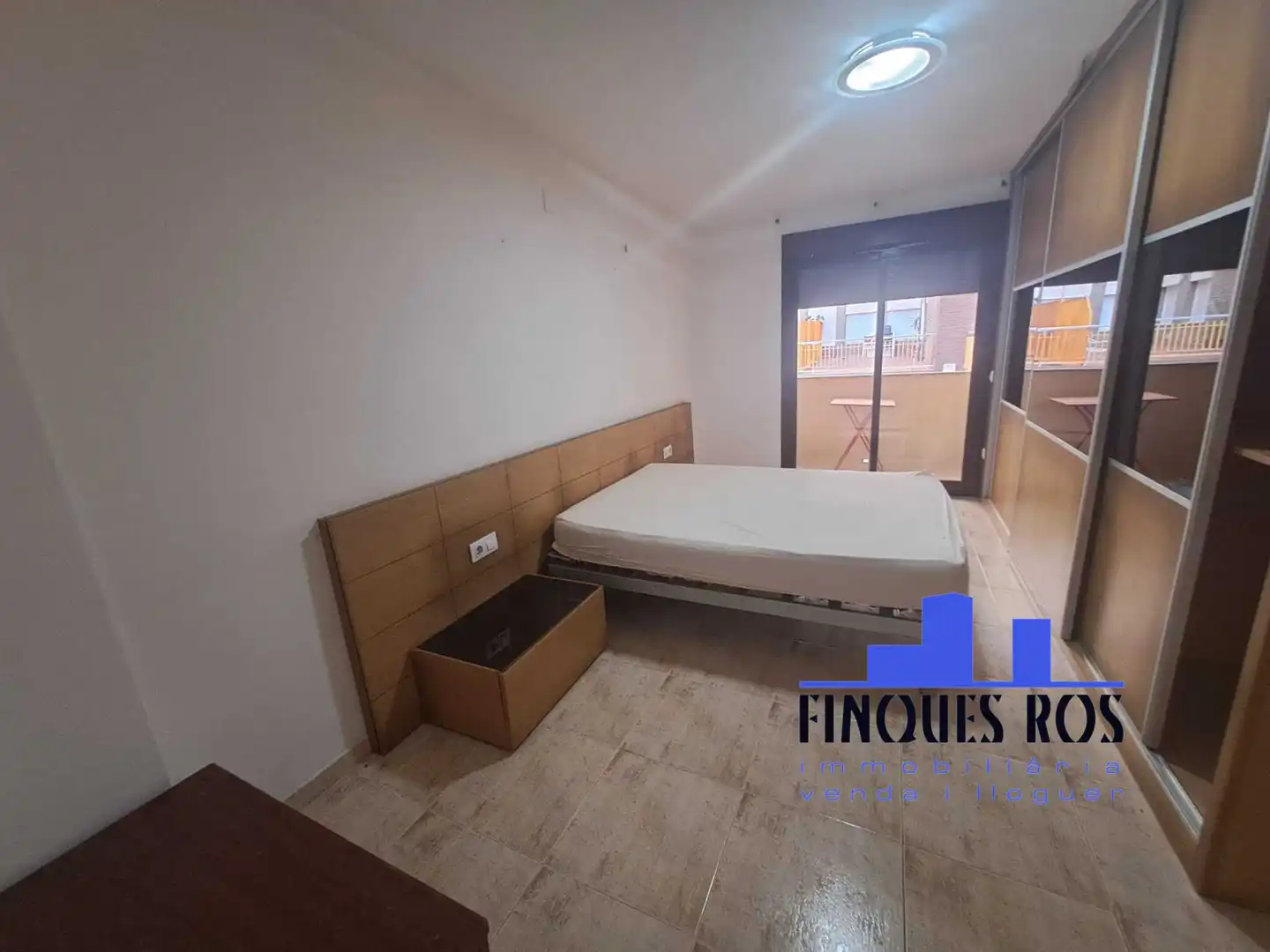 Habitación de Dúplex en venta en Vinaròs con Trastero, Amueblado y Horno