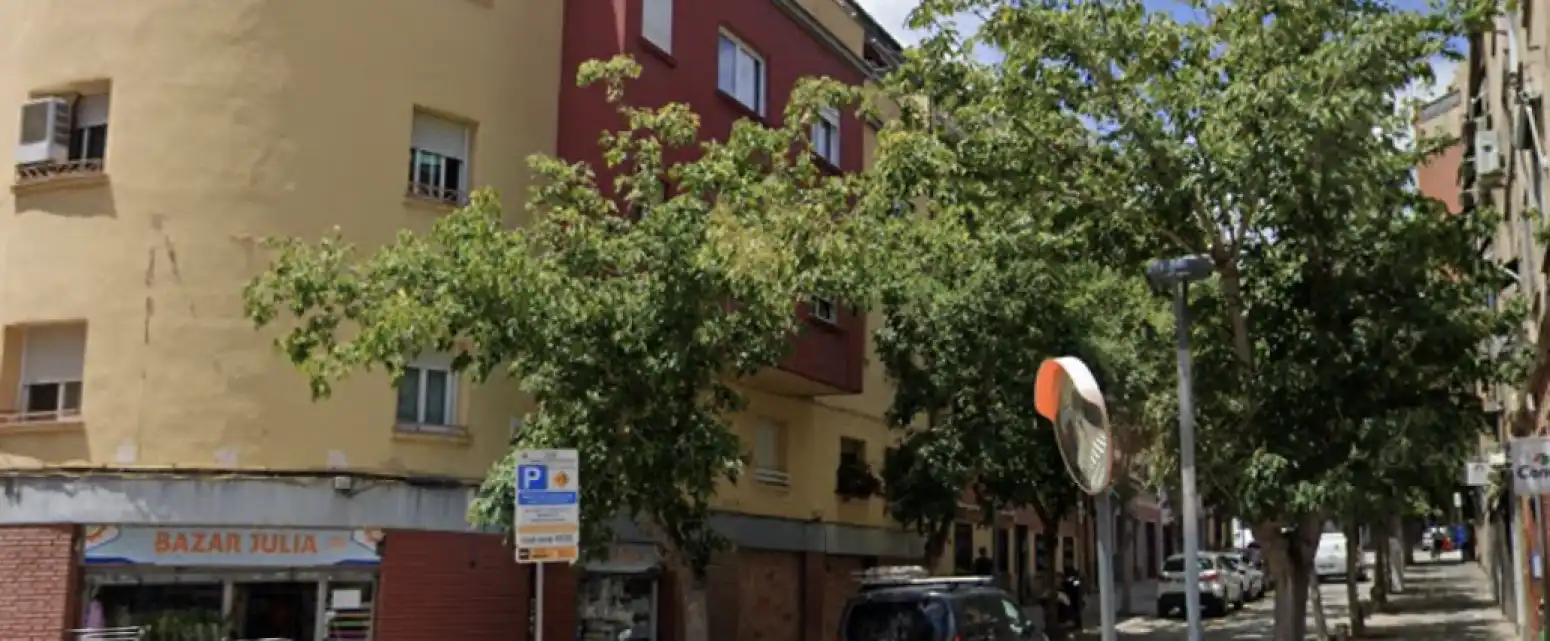 Pis amb terrassa en venda a Nou Barris, imagen 4