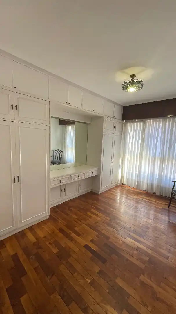 Habitación de Piso en venta en Casco Viejo - Muelle